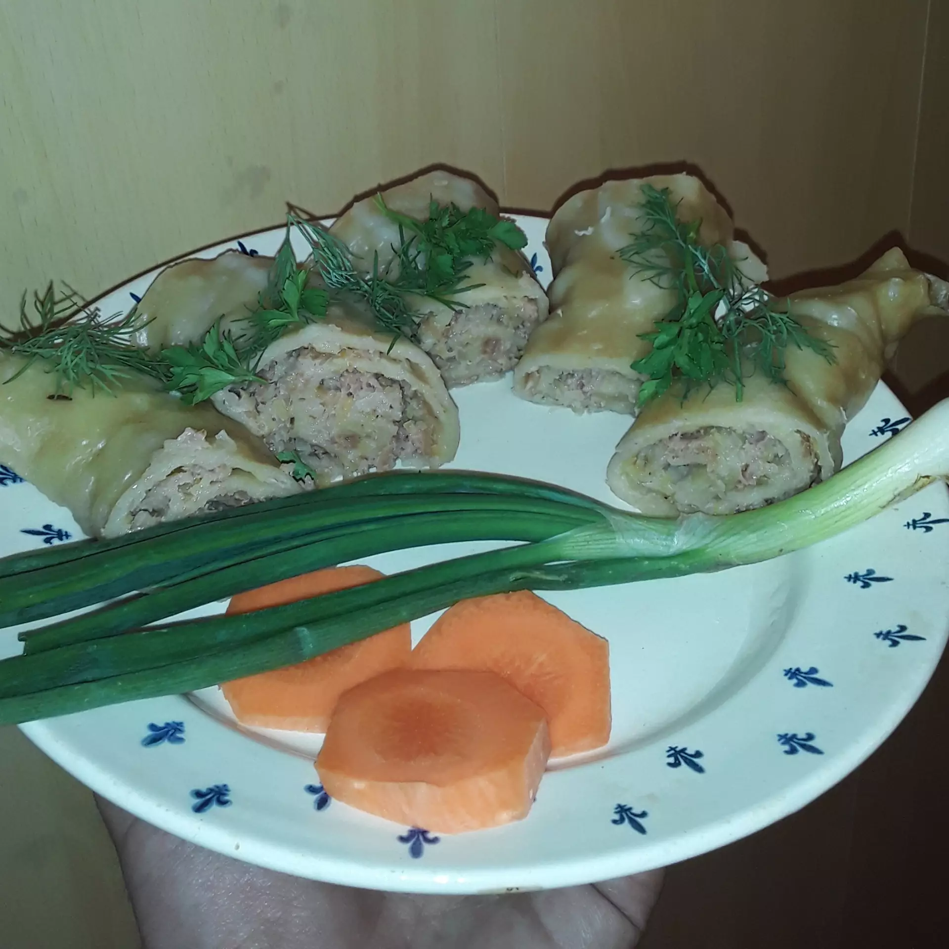 Нежные мясные рулетики.